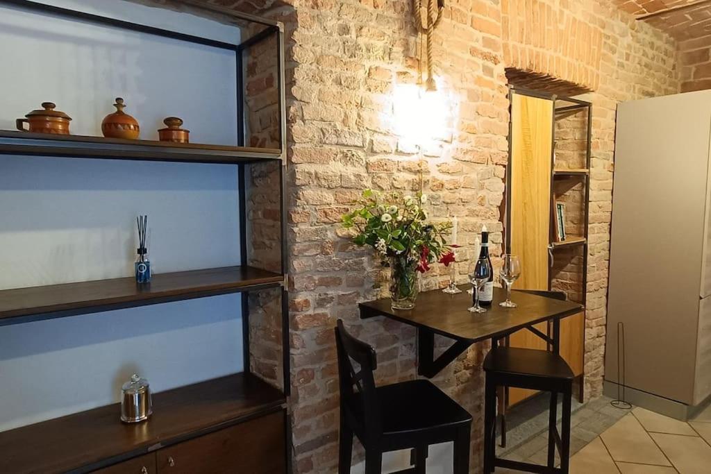 Piazza Statuto-Appartamento Tra Le Mura A-C E Wi-Fi Asti Zewnętrze zdjęcie